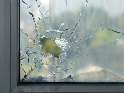 Get Energy Efficiency with Residential Glass Repair!